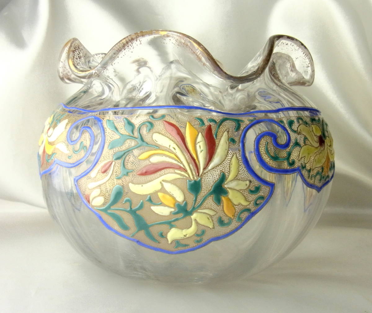 アンティークフランス LEGRAS ＆ Cie ルグラ 19世紀後期頃 珠型の花瓶 花器 フリルのような縁とエナメル彩装飾 可憐な花 古硝子_画像1
