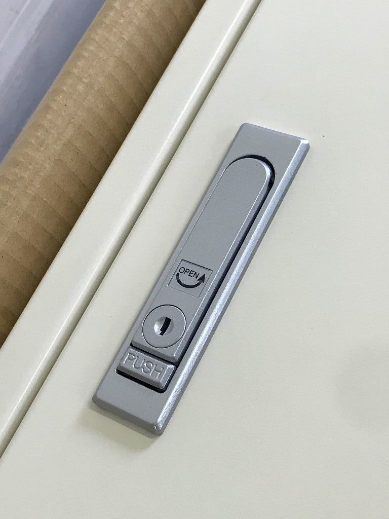 Panasonic パナソニック 動力 三相3線 分電盤 12号 レントゲン室 Panasonic パナソニック 動力 三相3線 分電盤 12号 レントゲン室