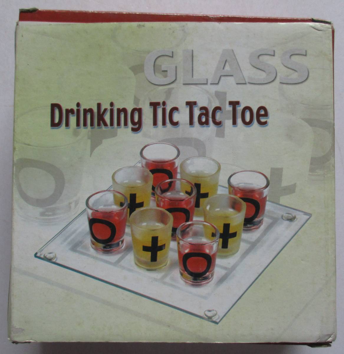明・Drinking Tic Tac Toe(テクタクの先で呑む）。ガラス製。ミニコップ・丸印５個・＋印４個。ガラス板。説明書。_画像1