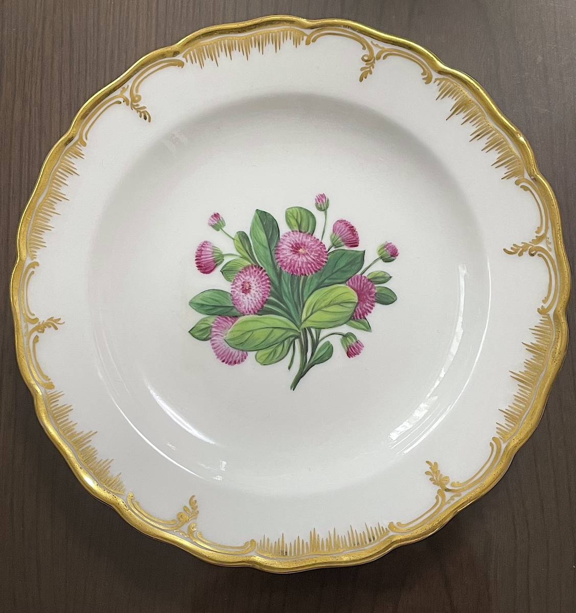 KPMアンティーク17.7cmの花柄のお皿。1837ー1844年のもの (1)