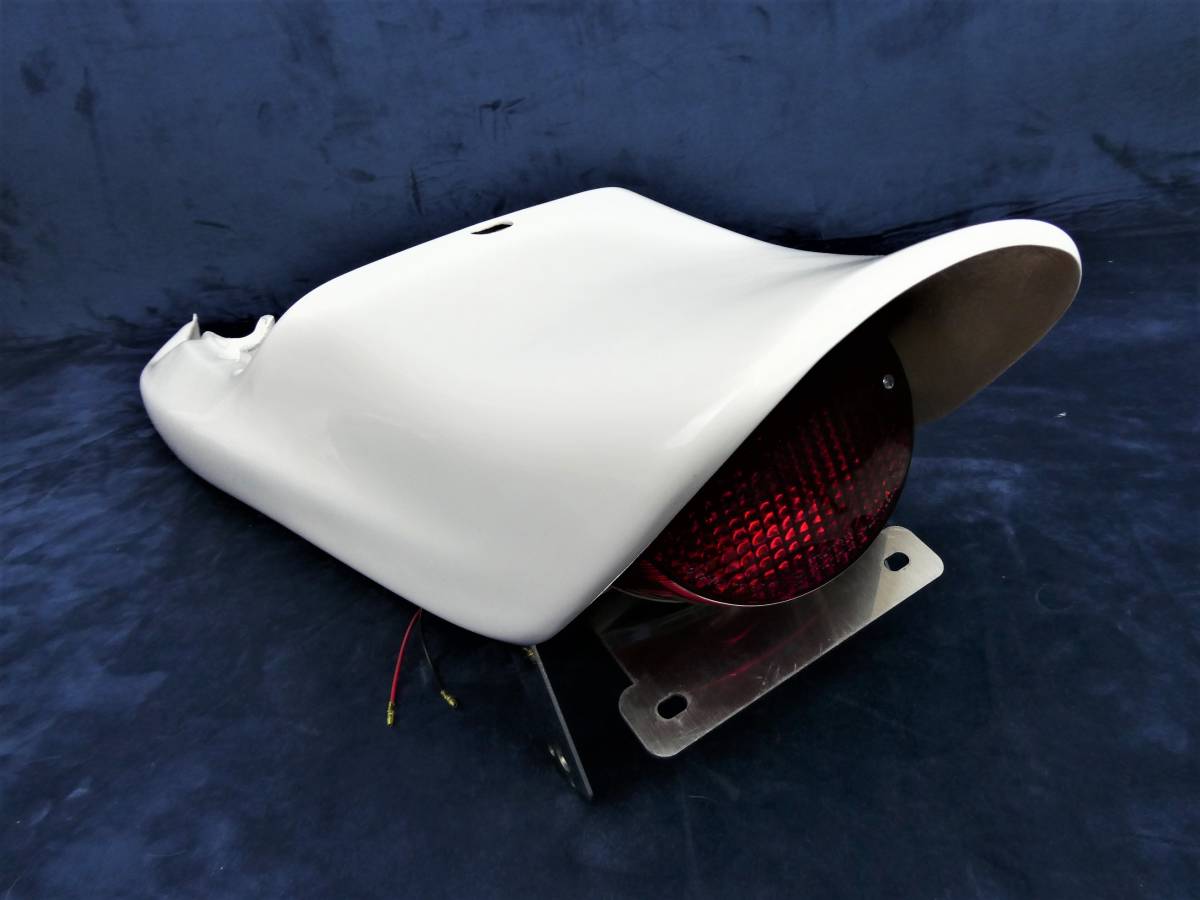 即決☆バリオス 2型 Z2タイプ テールカウル 新品 バリウス 即決☆バリオス 2型 Z2タイプ テールカウル 新品 バリウス