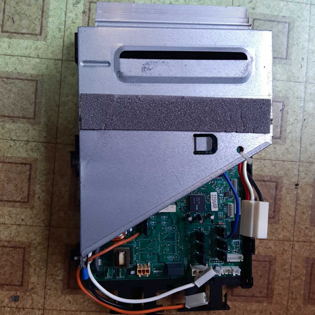 Yahoo!オークション - 送料込み 東芝エアコン RAS-225NAR 室外機 Yahoo!オークション - 送料込み 東芝エアコン RAS-225NAR 室外機
