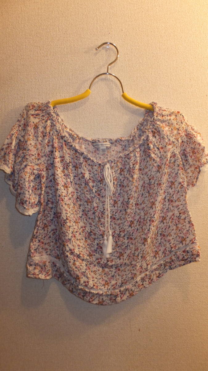 ★American Eagle★AEO Ladies tops Size S アメリカンイーグル レディーストップスサイズS　USED IN JAPAN_画像1