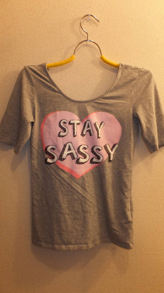 ★H&M★Ladies Tops sizeM エイチアンドエムレディーストップスサイズM USED IN JAPAN 　Tシャツ_画像1