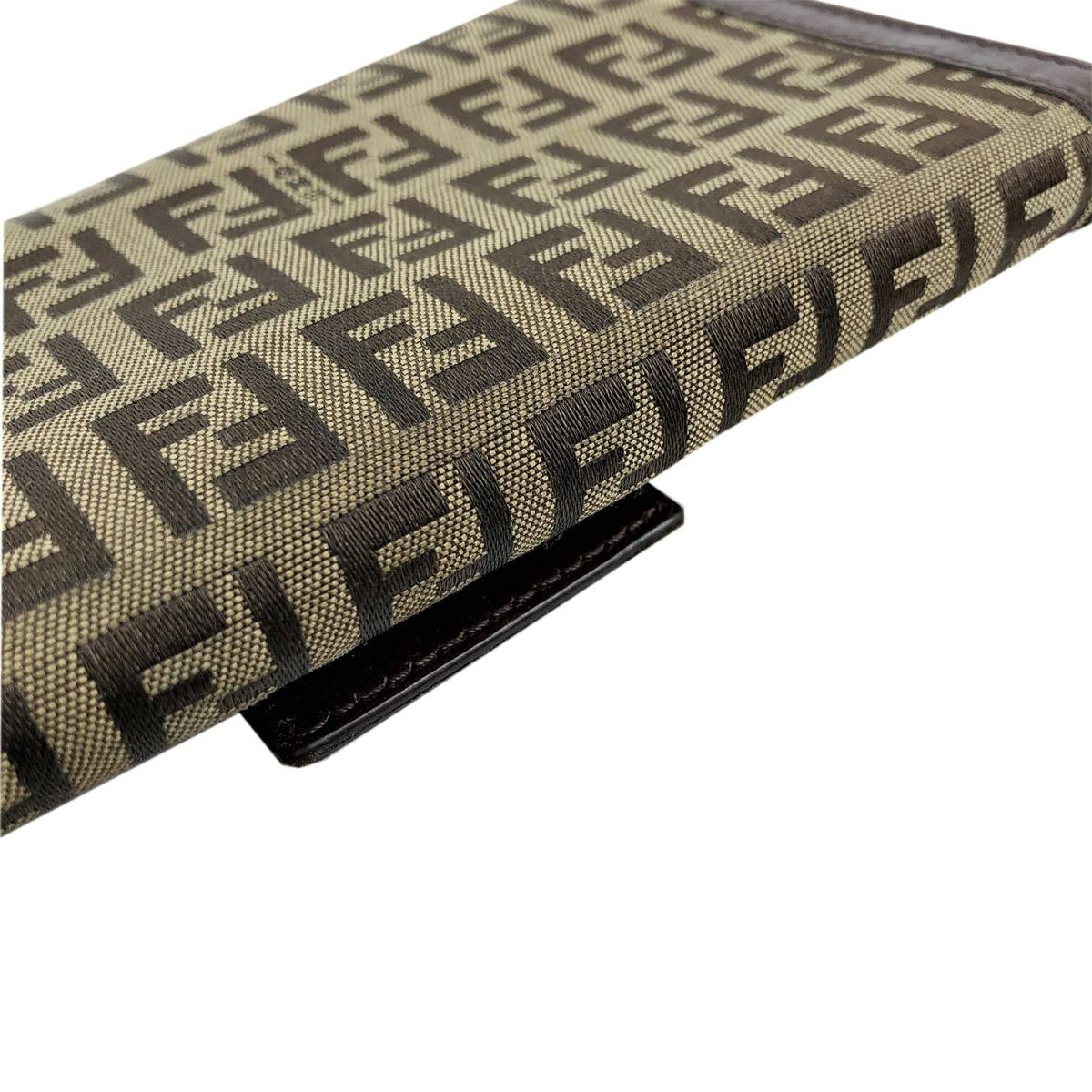 フェンディ ズッカ ロゴ バンド レザー 長財布 FENDI 長財布 ズッカ フェンディ レザー ロゴ ズッキーノ