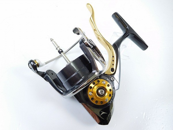 超安い ダイワ 09トーナメント ISO Z 3000LBD ボディ /管理AM3098/04
