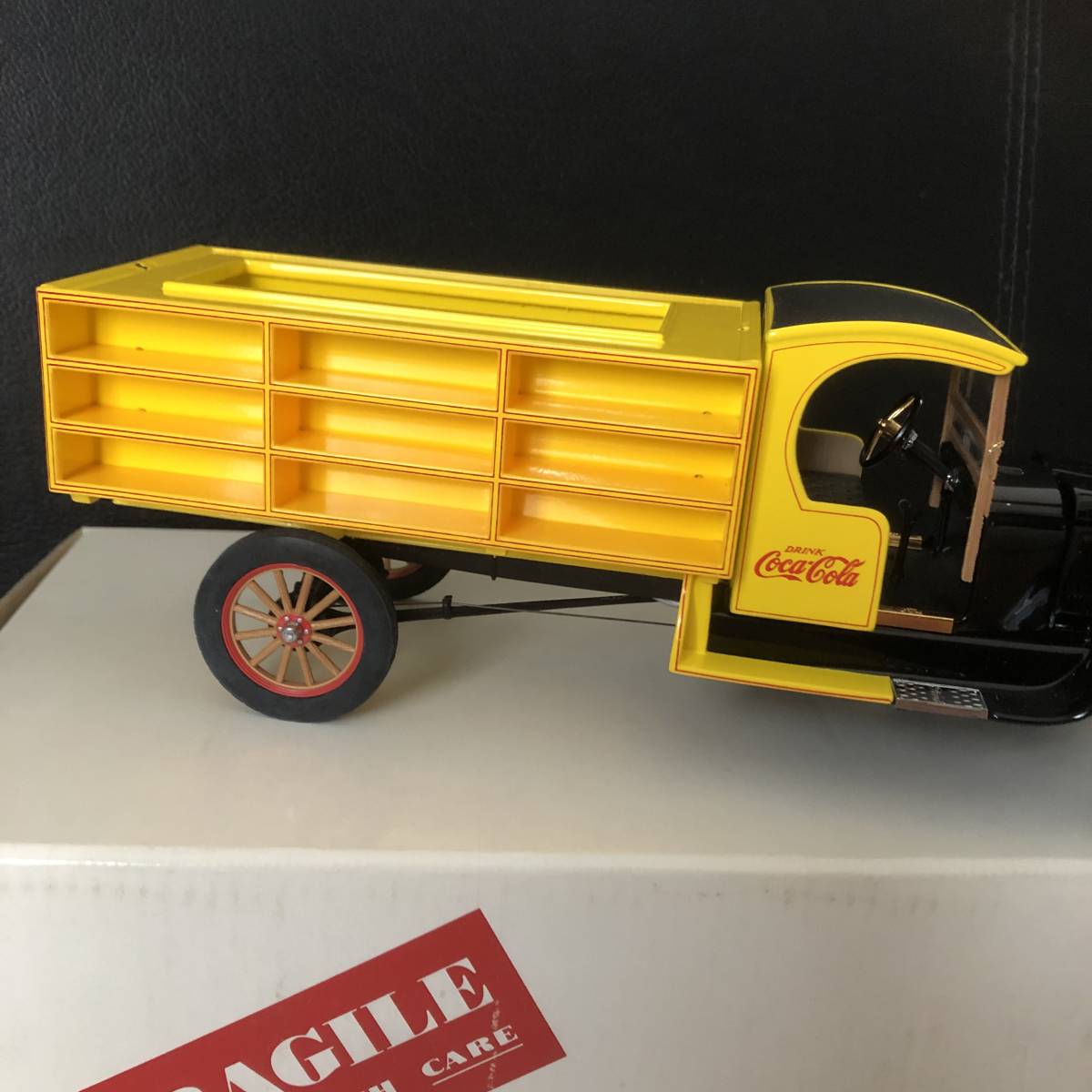 未使用品☆Danbury Mint /ダンバリーミント 1/24 /1927年 フォードTT