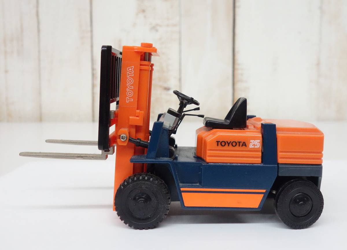 レトロ　コレクション　当時物 ＊YONEZAWA TOYS ヨネザワ　 ＊Diapet ダイヤペット ＊TOYOTA FORKLIFT トヨタフォークリフト　_画像3