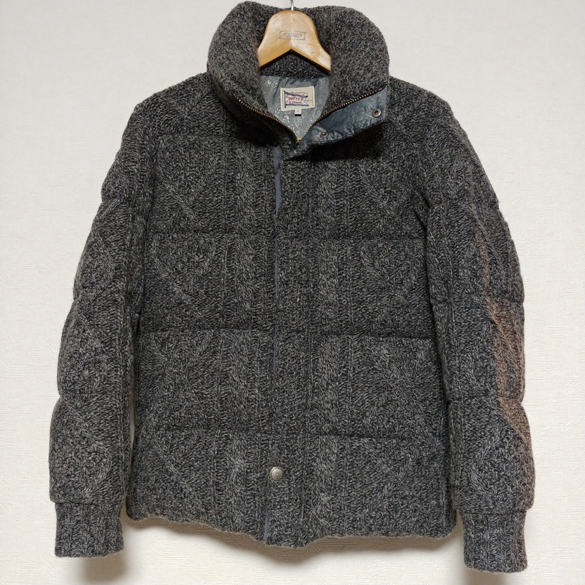 美品 The DUFFER of ST GEORGE ケーブルニット ダウン グレー S 美品 The DUFFER of ST GEORGE ケーブルニット ダウン グレー S