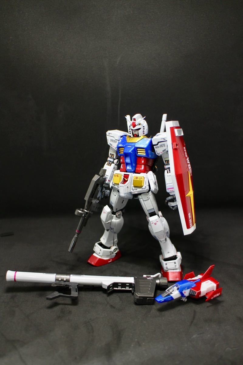 MG 1/100 ガンダムベース限定 RX-78-2 ガンダム Ver.3.0 チタニウムフィニッシュ　完成品