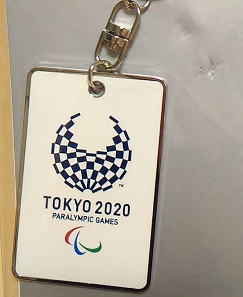 新品 東京2020 パラリンピック エンブレム メタルキーホルダー スクウェア 01 Tokyo 2020 東京オリンピック 四角形 金属 キーホルダー_画像4