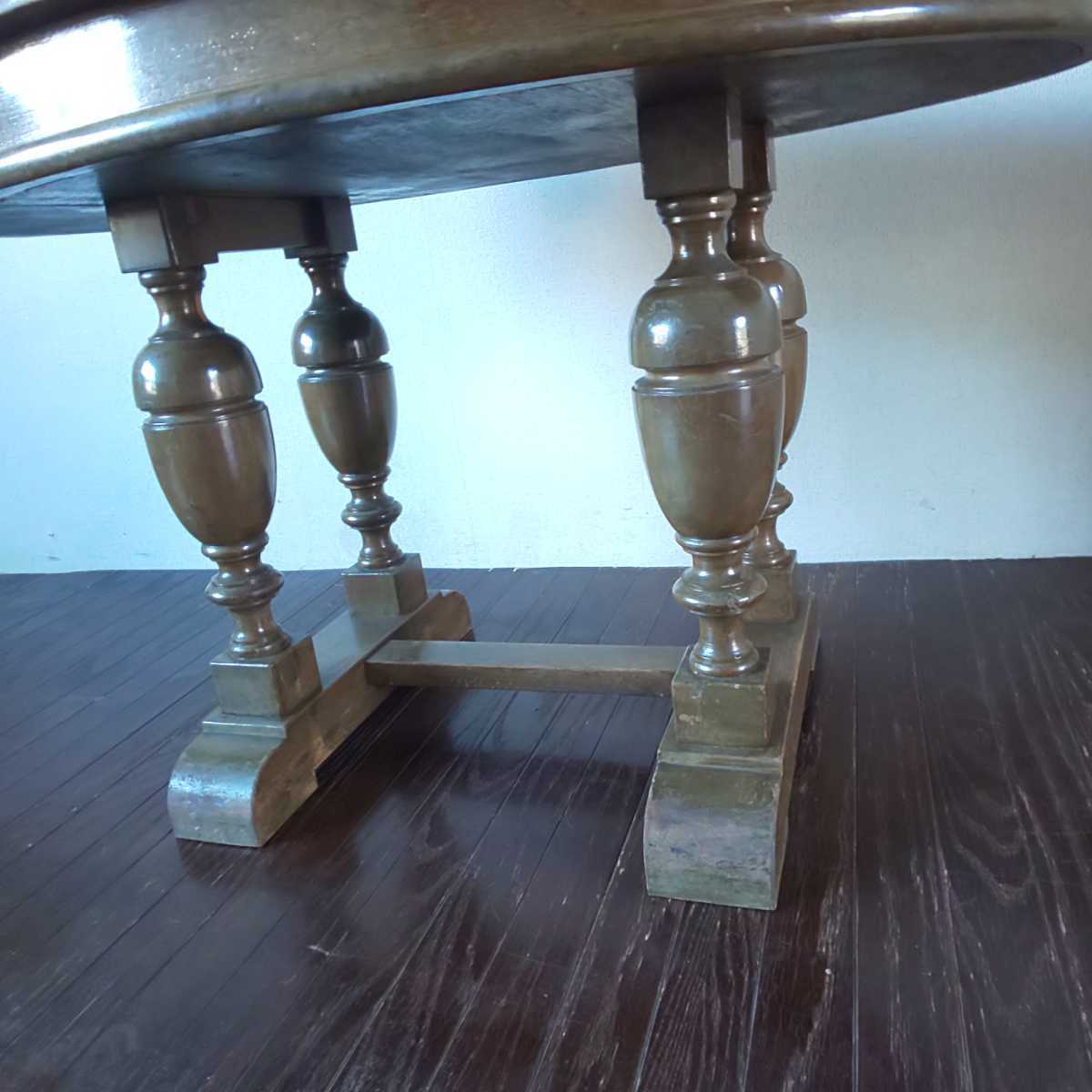 店舗什器 木製 テーブル ラウンドテーブル _画像9