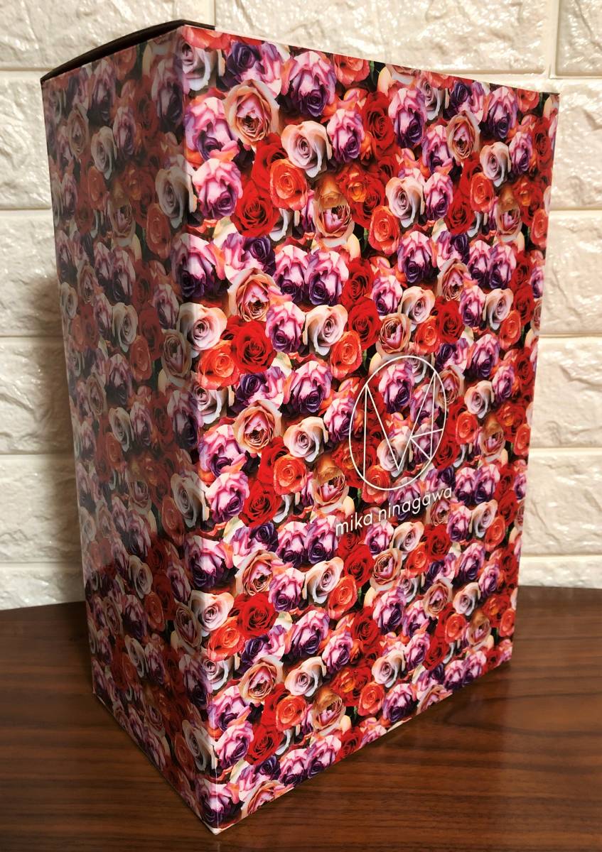 ベアブリック BE@RBRICK M / mika ninagawa Rose 100% & 400 ベアブリック BE@RBRICK M / mika ninagawa Rose 100% & 400