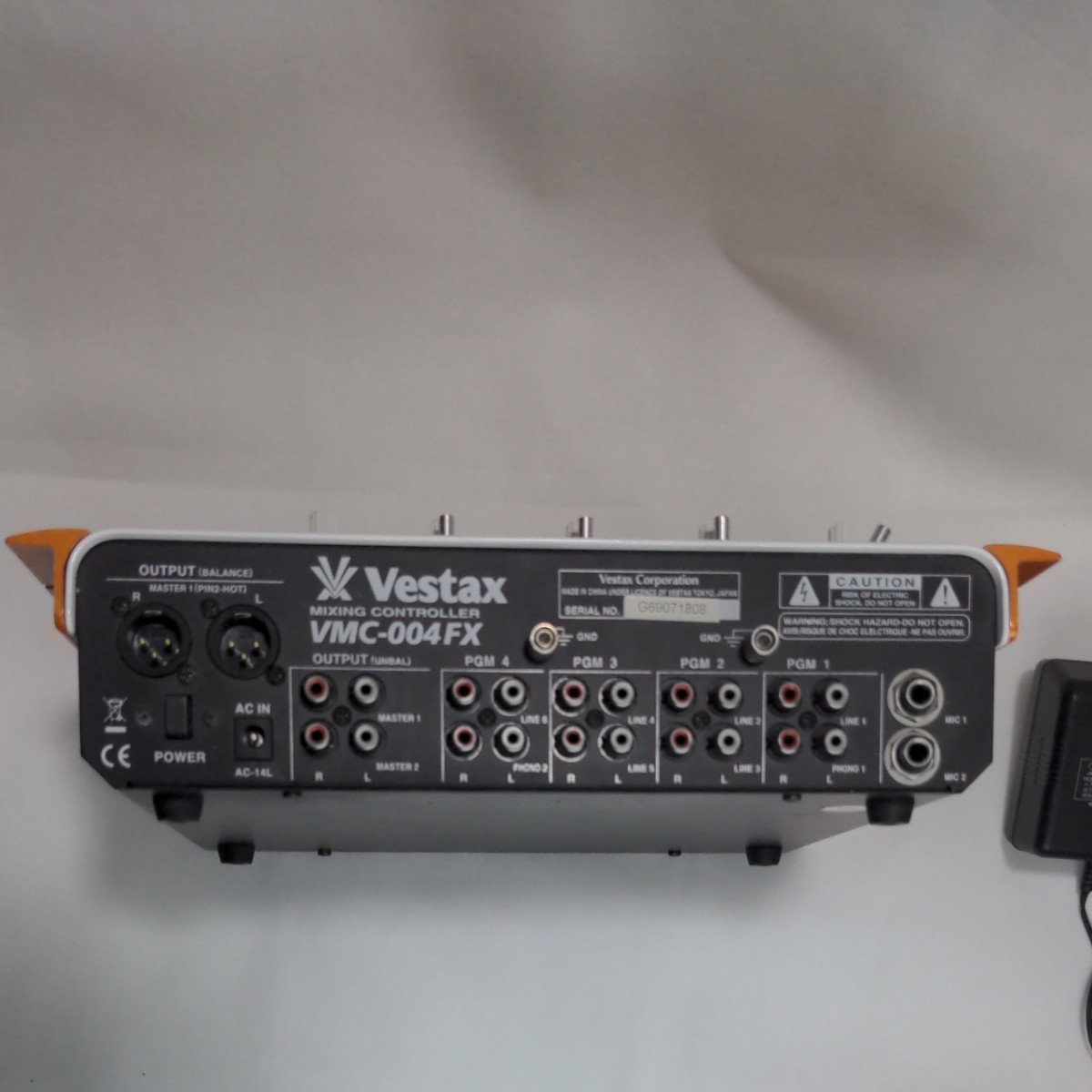 Vestax DJミキサー VMC-004FX ホワイト べスタクス|Yahoo Vestax DJミキサー VMC-004FX ホワイト べスタクス|Yahoo