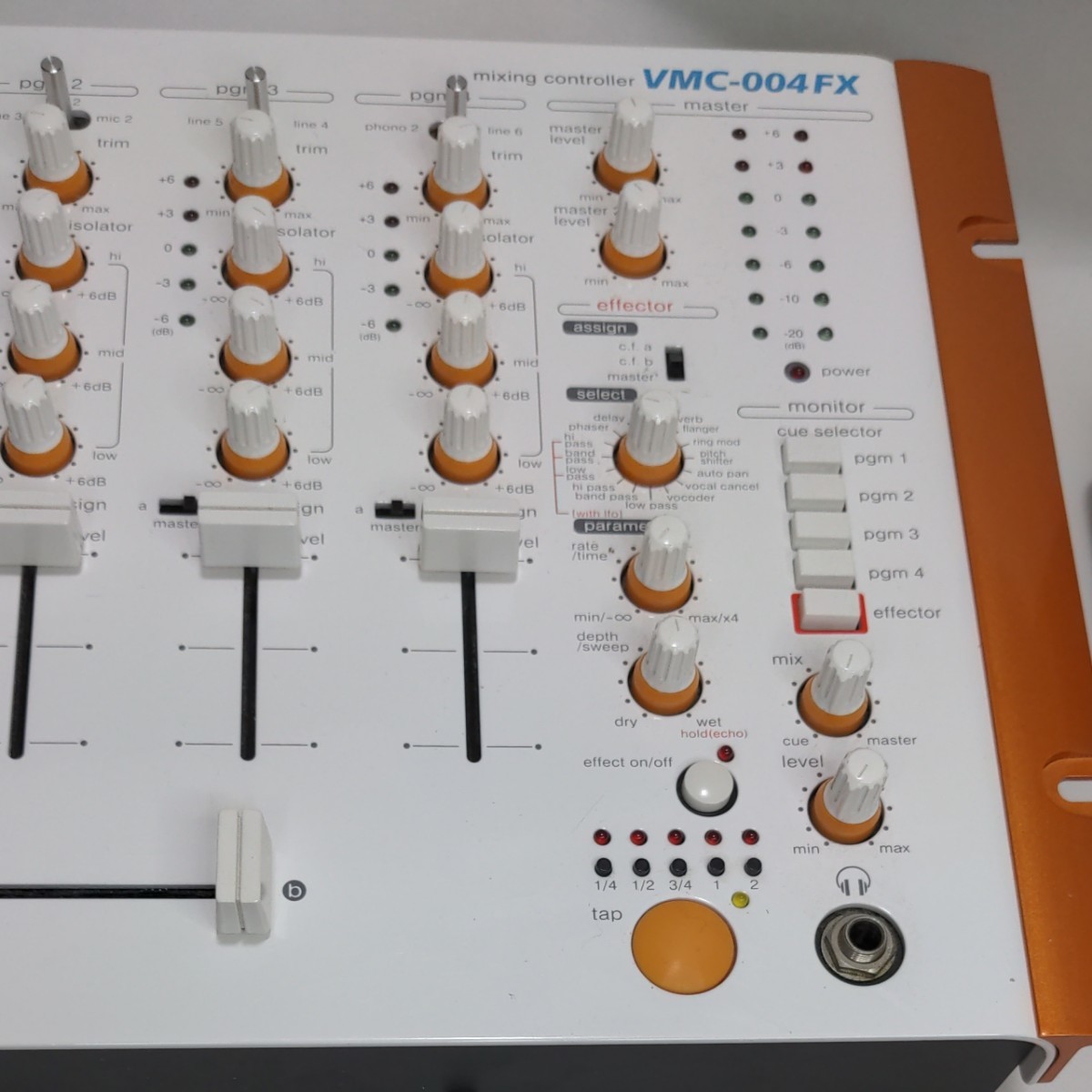 Vestax DJミキサー VMC-004FX ホワイト べスタクス|Yahoo Vestax DJミキサー VMC-004FX ホワイト べスタクス|Yahoo