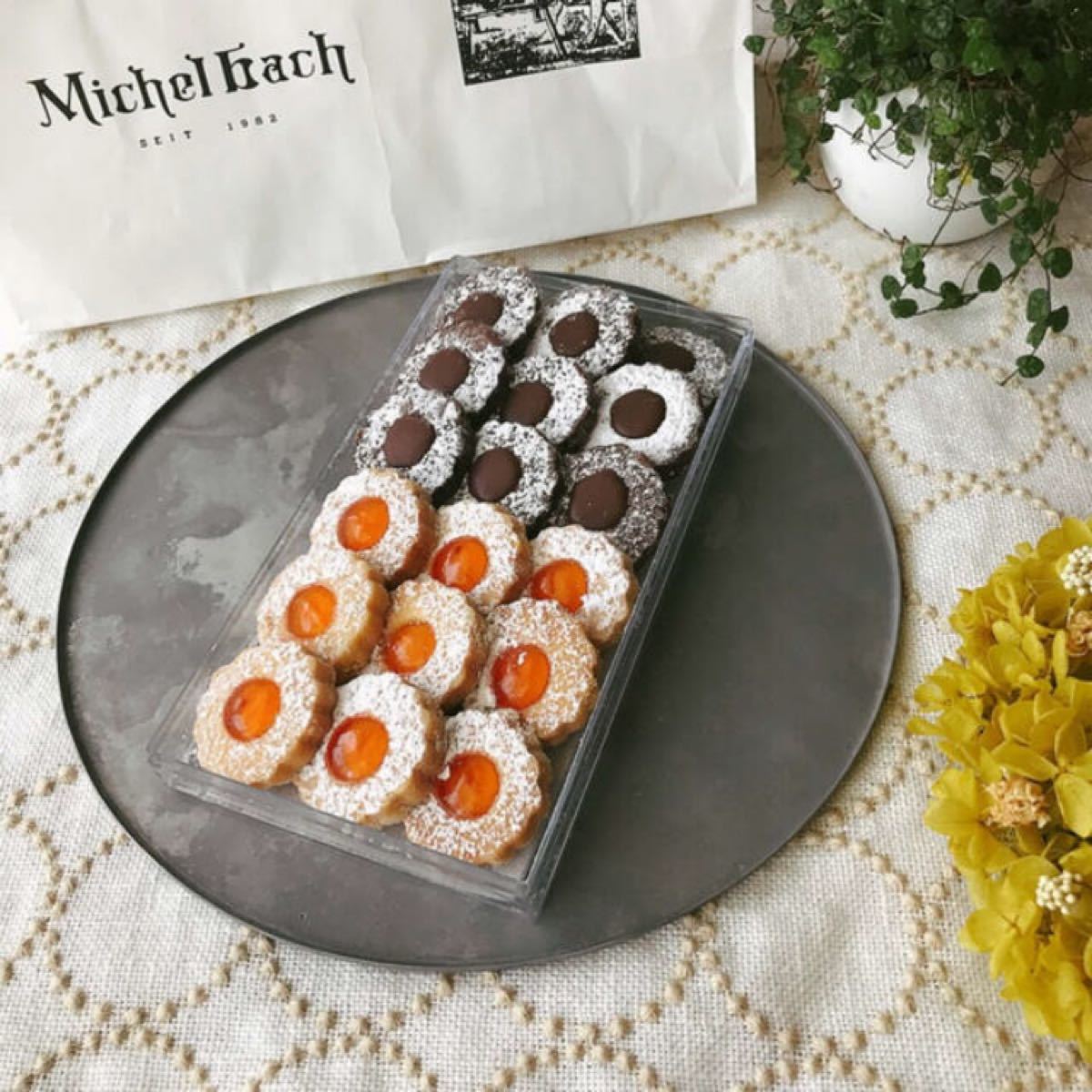 夙川 ミッシェルバッハ クッキーローゼ 18枚入り|Yahoo!フリマ 夙川 ミッシェルバッハ クッキーローゼ 18枚入り|Yahoo!フリマ