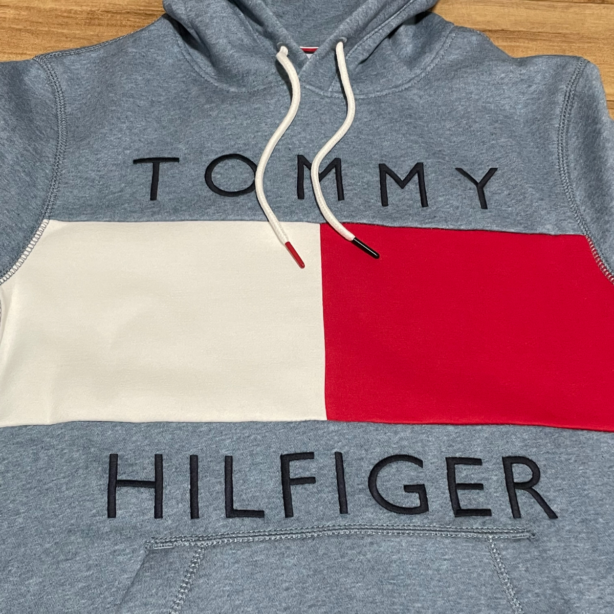 【 TOMMY HILFIGER 】トミーヒルフィガー USA正規品 ビッグフラッグフーディー ポケットあり 裏起毛 ネイビーブルーグレー〈L〉_画像3