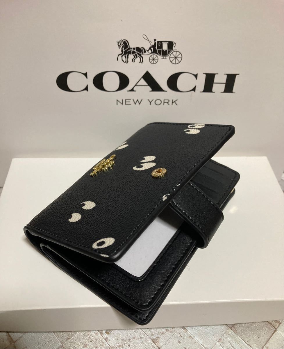 完売 Coach コーチ 二つ折り財布 白雪姫 ディズニーアイズ ディズニー 初回限定 完売 Coach コーチ 二つ折り財布 白雪姫 ディズニーアイズ ディズニー 初回限定