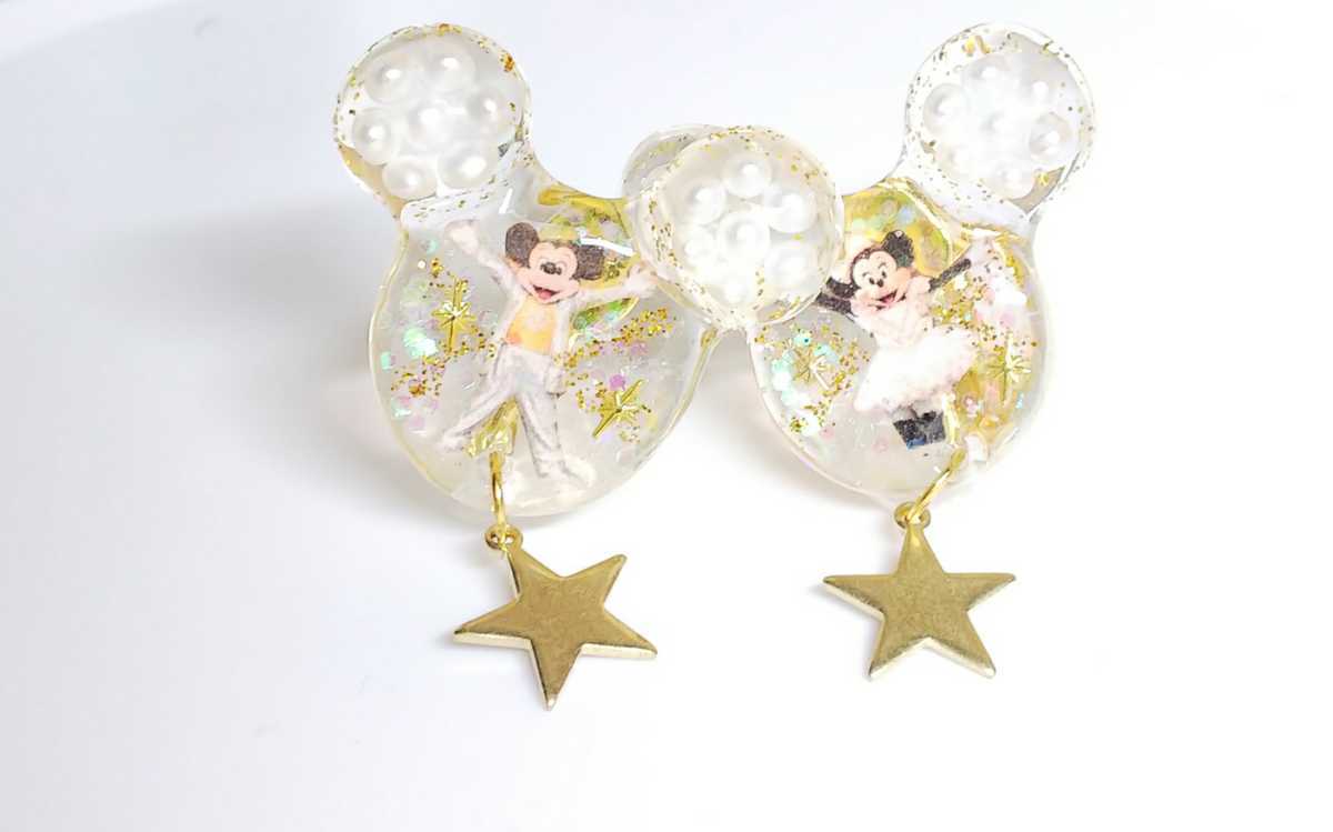  Mickey minnie accessory one man z Dream studs type Icon hand made earrings earrings UV resin photography whole body star 