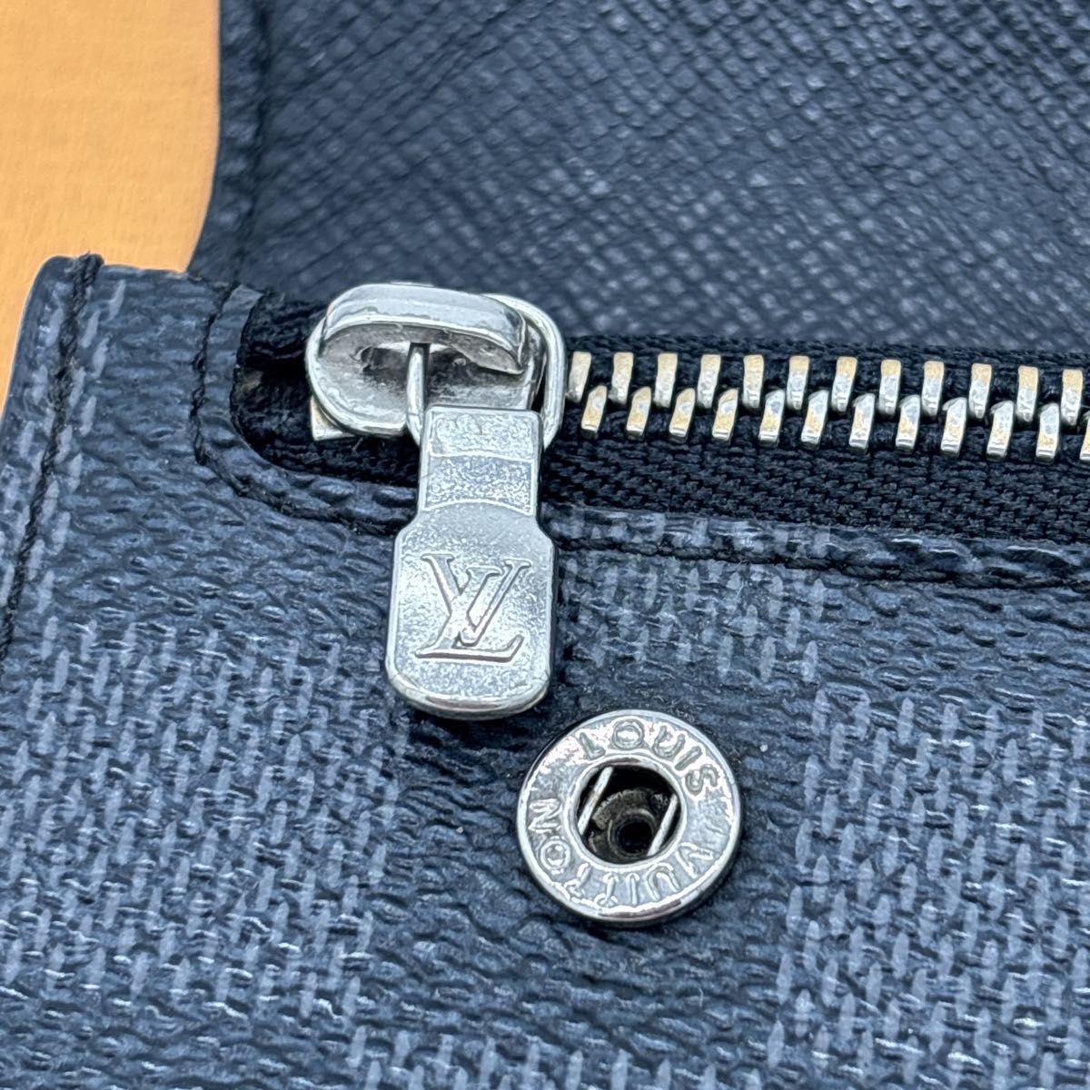 美品 ルイヴィトン 長財布 黒 ダミエ チェーン ポルトフォイユ アコル