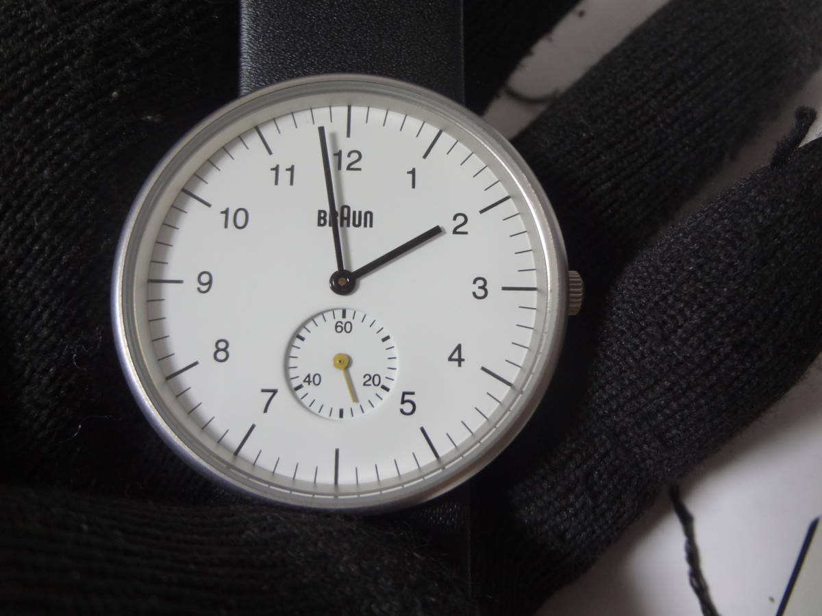 超人気高品質 ブラウン BRAUN ホワイト 展示未使用品　電池交換済 BNH0024WHBKG 腕時計 黒革ベルト その他