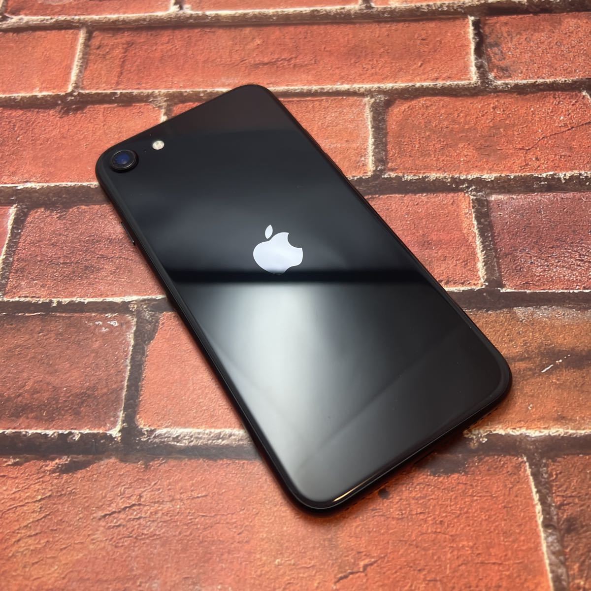 iPhoneSE2 ブラック | www.tspea.org