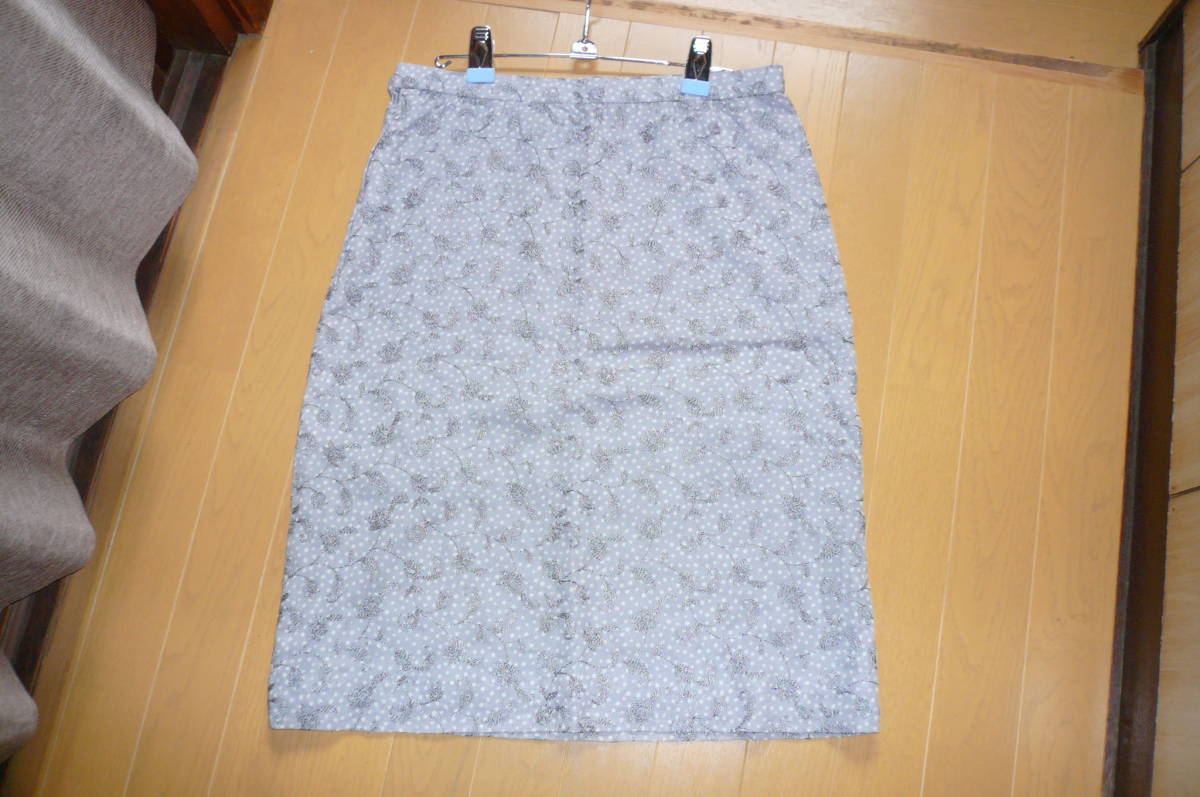 レトロ オーダー 水玉 刺繍 スカート ウエスト ～78㎝ 中古の画像1