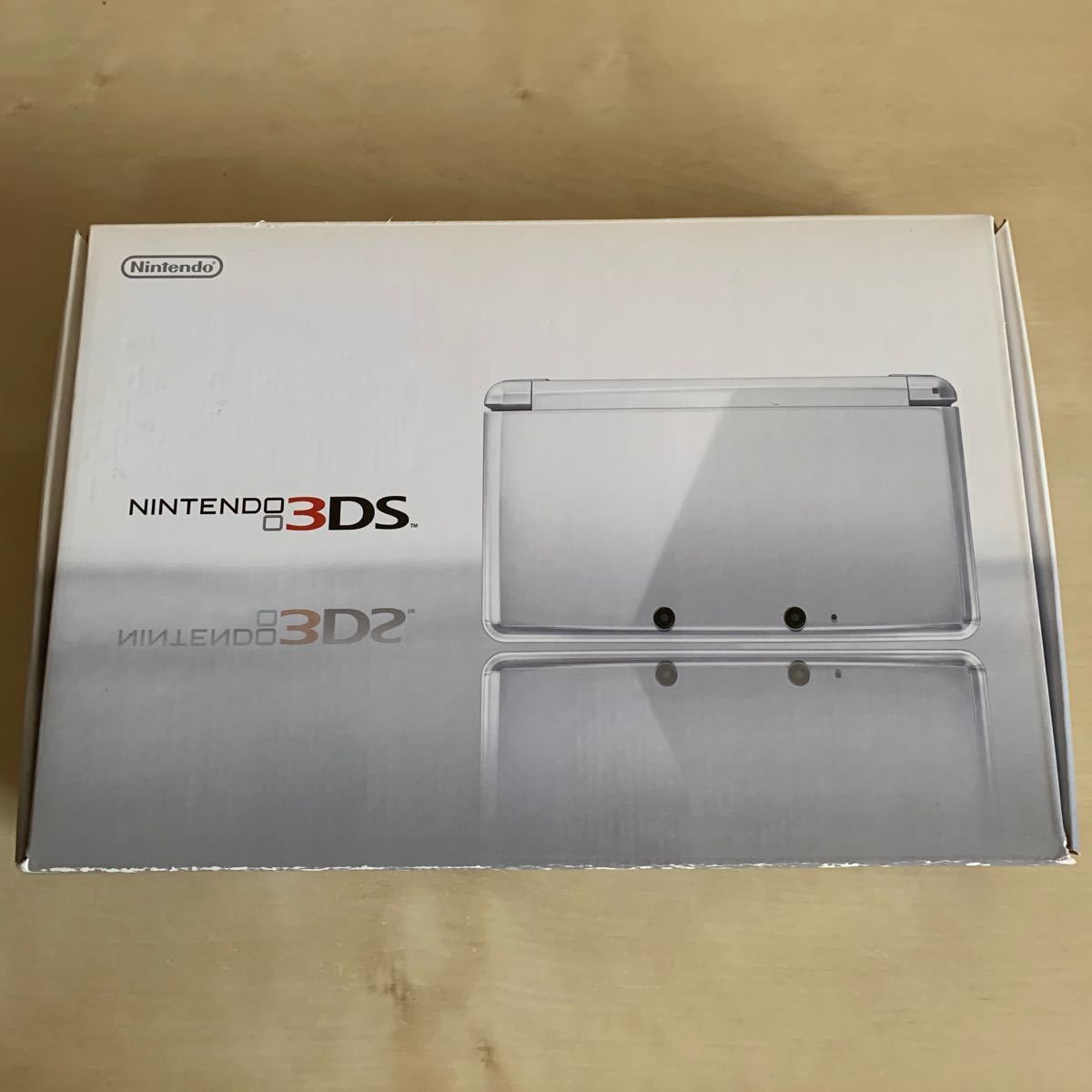 ニンテンドー3DS本体　 ホワイト