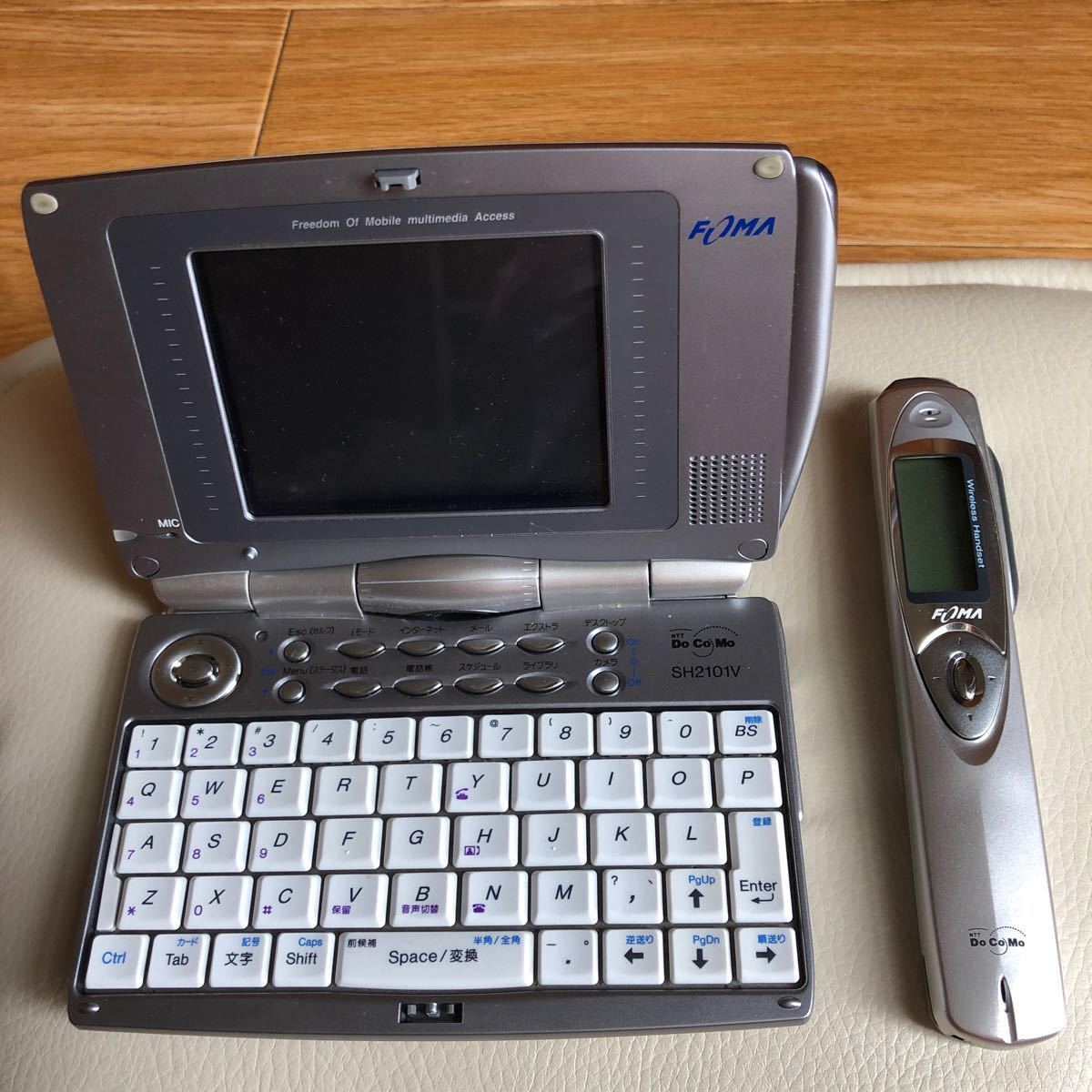 NTT DoCoMo フォーマ SH2101V | contifarma.pe