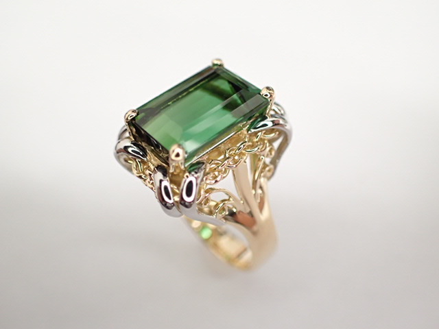 美品 K18×Pt900 グリーントルマリン6.30ct デザイン リング 指輪-