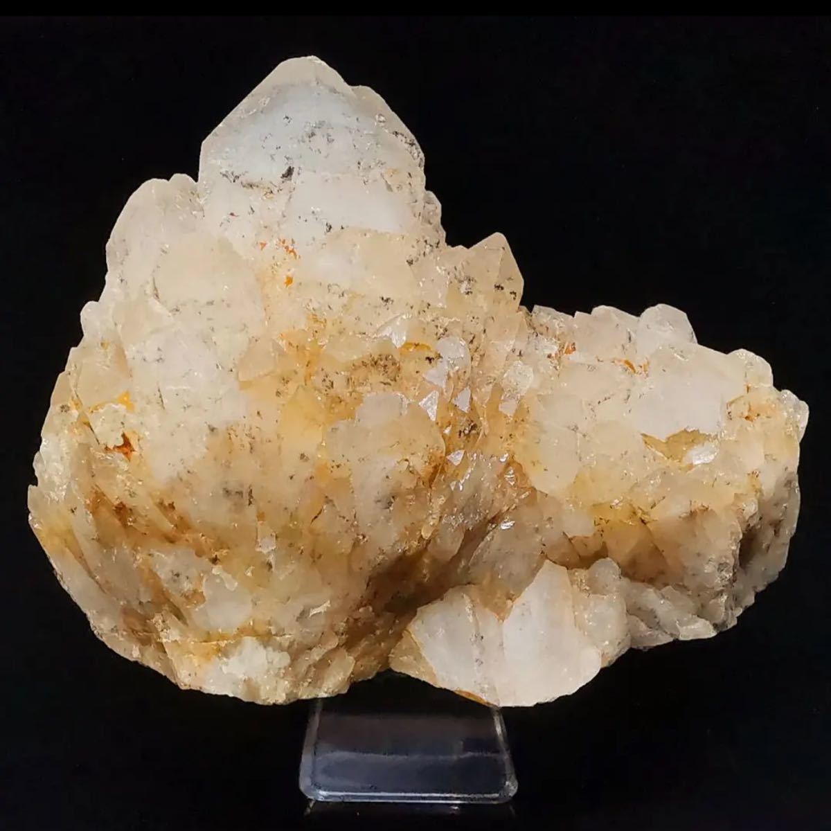天使の輝き!約400g☆カテドラル水晶クラスター(龍穴あり) | sciedtec.com