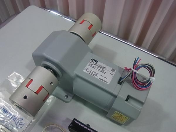 ■■【即決】HLMN-18T-200-S90 ニッセイ 直交軸 標準タイプ 脚取付 ブレーキ付 単相 90W 両軸（T） NBK フレキシブルカップリング MJT55 付