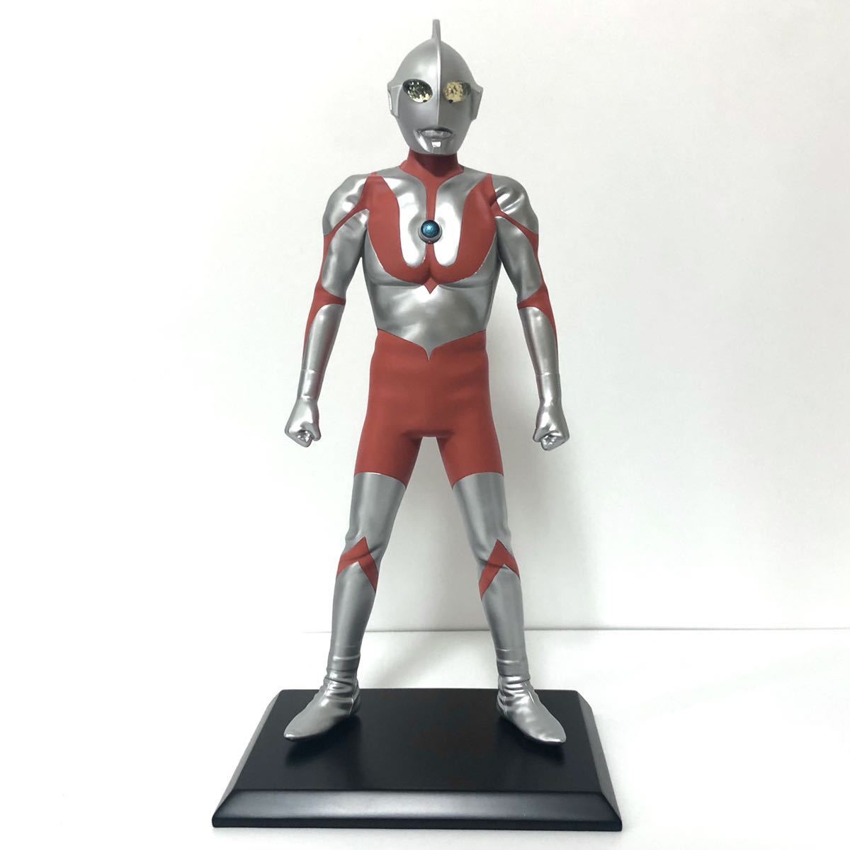 海洋堂 ウルトラマン Cタイプ 1/5スケール ゴールドキャスト製 海洋堂 ウルトラマン Cタイプ 1/5スケール ゴールドキャスト製