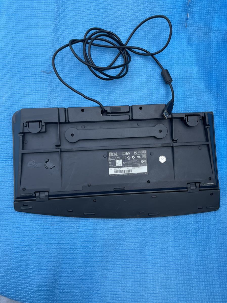 IBM キーボード SK-8809 USB接続 キーボードＵＳＢ（黒）中古 通電動作未確認 ジャンク品_画像4