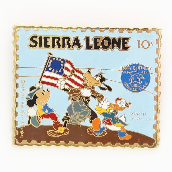 ディズニー　ミッキー＆ドナルド＆グーフィー　スタンプ・ピン　独立記念　1990年代リリース　Sierra Leone発行の切手がモチーフ_画像1