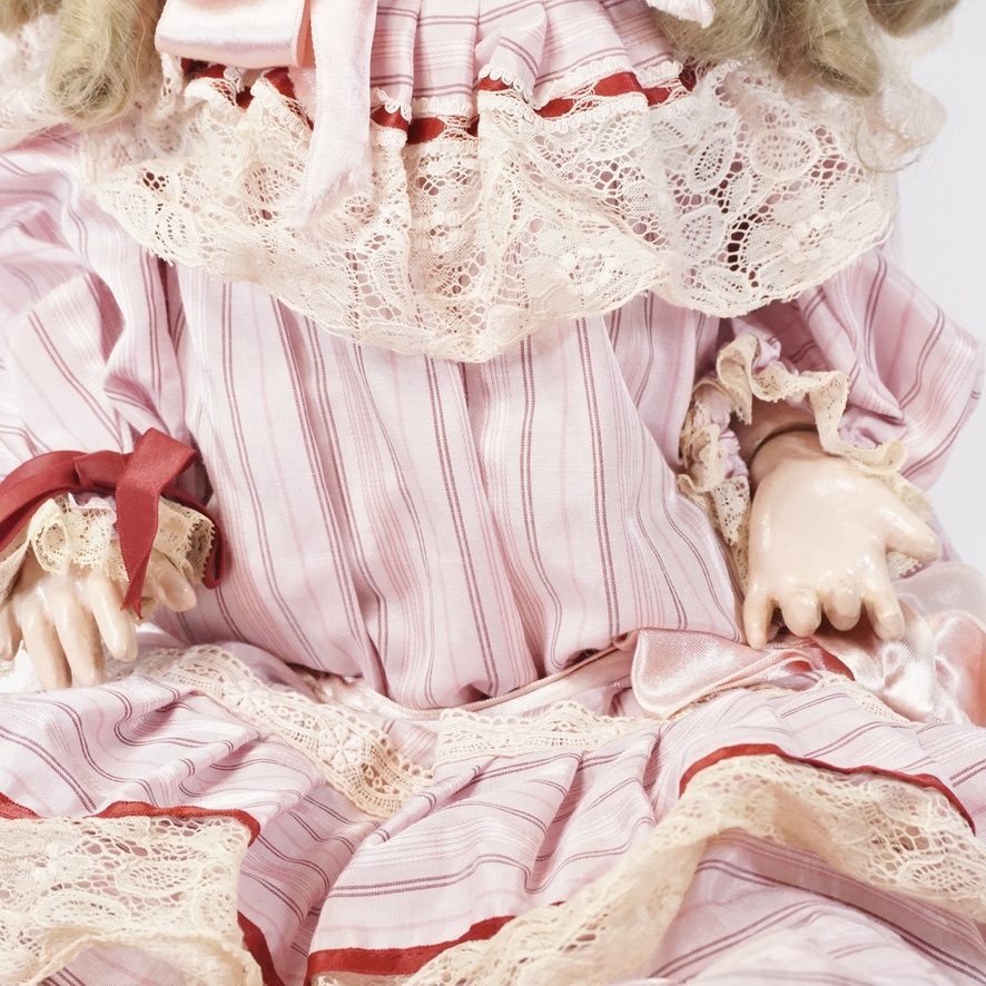 昭和ビンテージ　ビスクドール　西洋人形 　Collectors Doll　コレクターズドール製　ベベドール　 ペーパーウェイトアイ　高さ75㎝　ATN_画像5