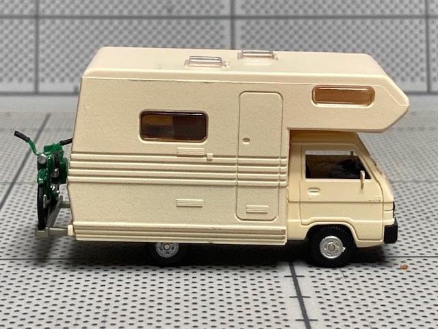 1/87 Rietze Hymer Camper II (Mitsubishi) with Motorcycle _画像1