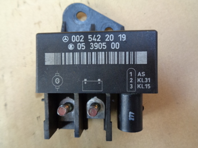  Benz R170 SLK230 original battery control relay 