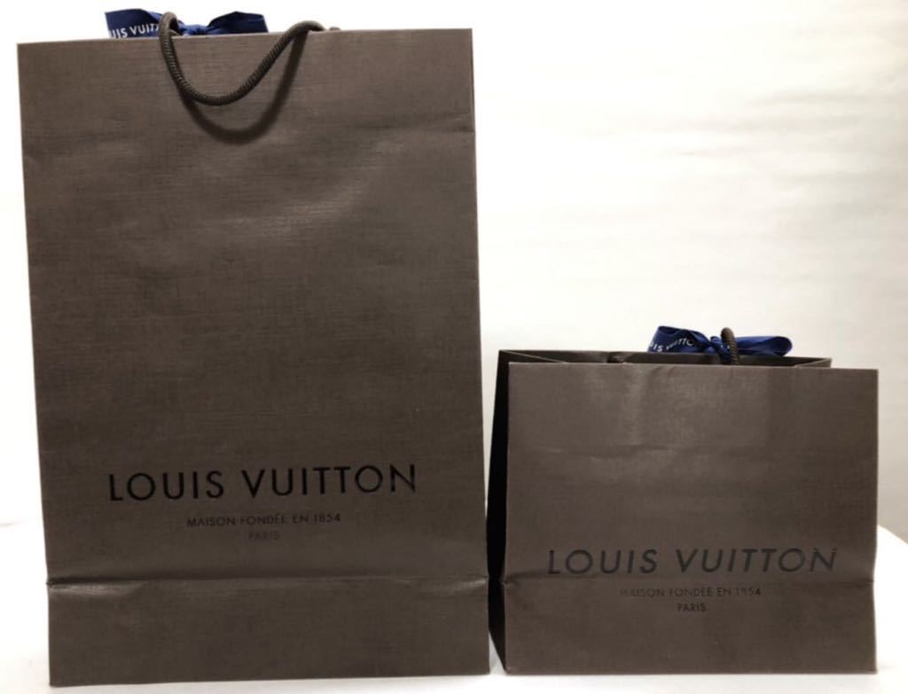 ルイヴィトン「LOUIS VUITTON」ショッパー2枚セット (128) 旧型 紙袋 ショップ袋 ブランド紙袋 封筒メッセージカードおまけ 折らずに配送_画像5