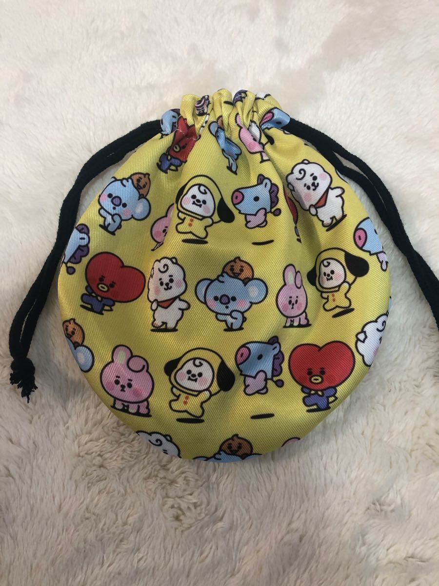 ＢＴＳ　BT21 丸い巾着ポーチ&サニタリーポーチ ケース　ベビー　イエロー