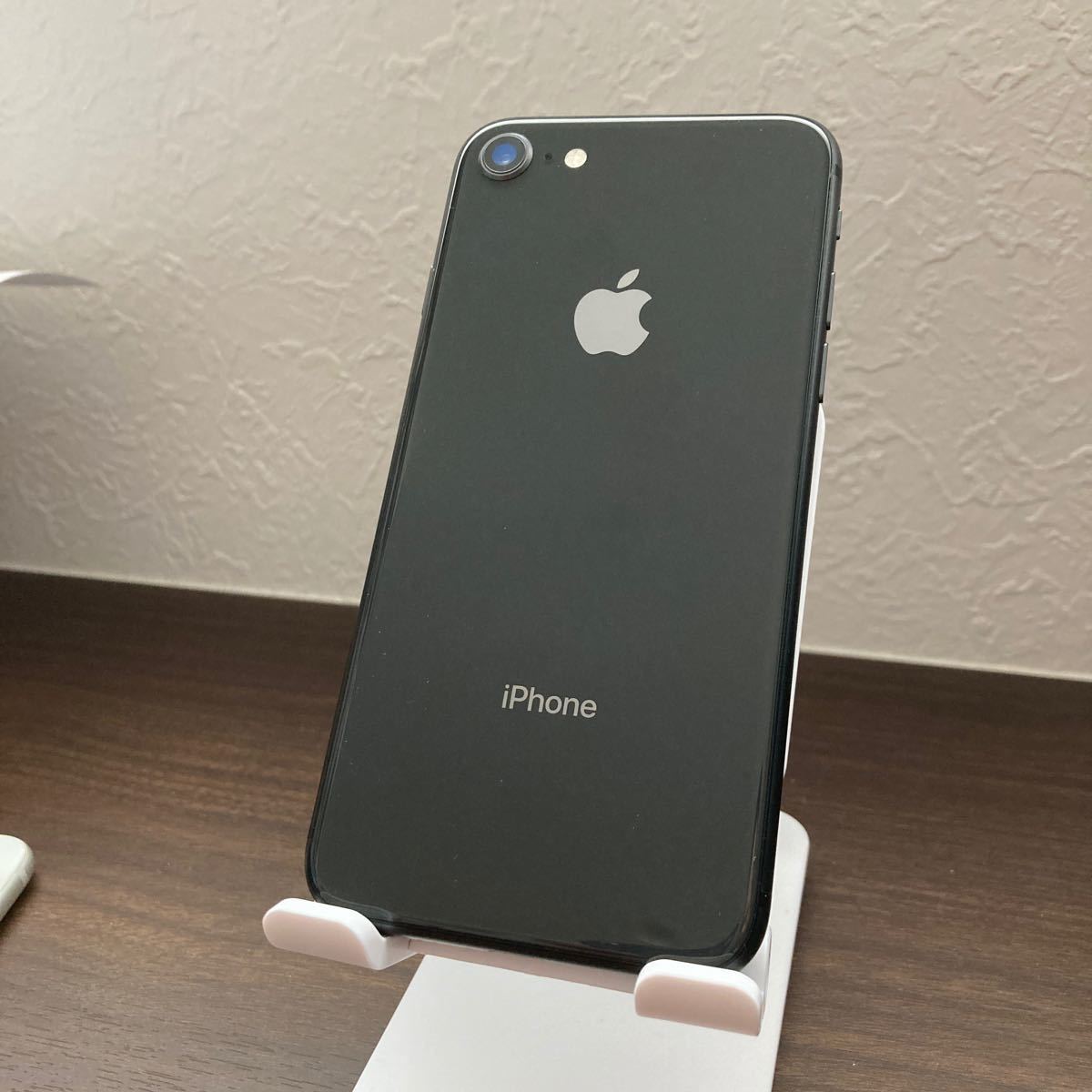 超安い】 iPhone 8 SIMロック解除済 64GB スペースグレイ ...