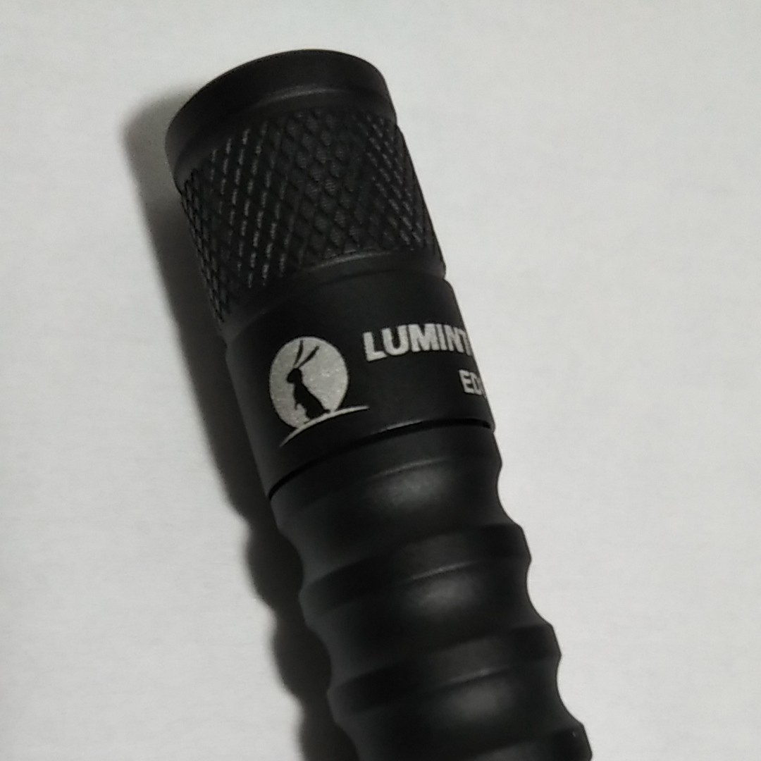 懐中電灯　ハンディライト　ライト　キャンプ　ルミントップ　Lumintop EDC01  Black　未使用品