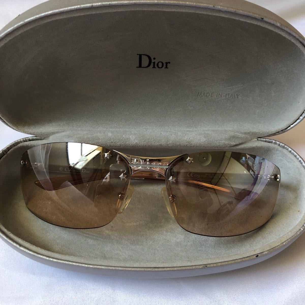大阪超特価 【美品、保存袋、ケース付き】Christian Dior ディオール 大阪超特価 【美品、保存袋、ケース付き】Christian Dior ディオール