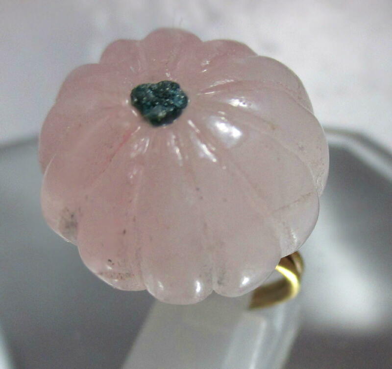 Madam18KgF65ctNaturalPinkRoseQuartzBlueDiamondRing_画像1