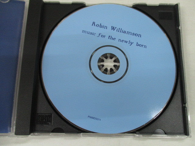 * CD Robin * William sonRobin WilliamsonMisic / for the Newly Born