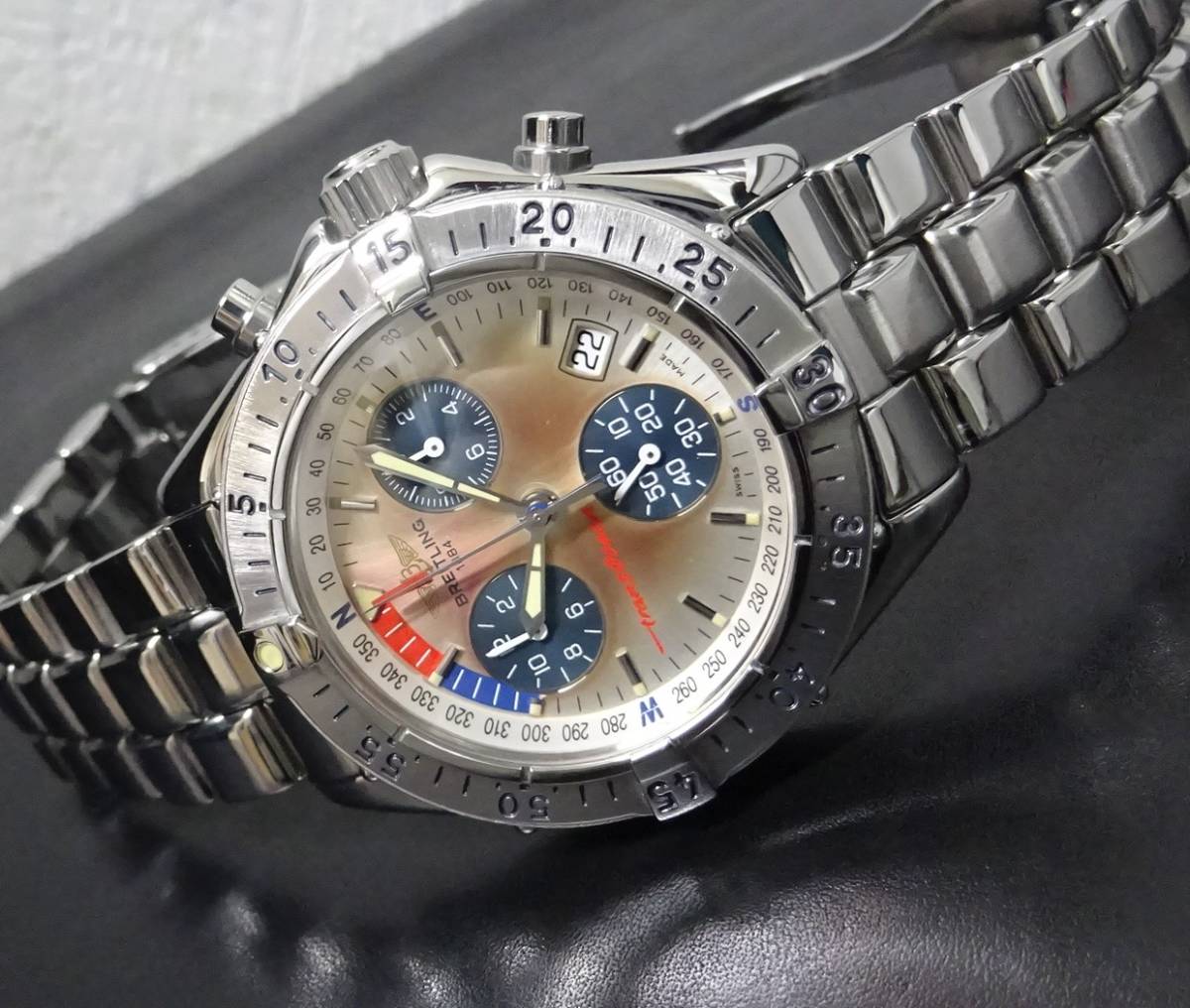 美品 希少 BREITLING ブライトリング トランスオーシャン クロノグラフ A53040.1 メンズサイズ 国際保証書あり 純正内外箱あり 本物_画像3