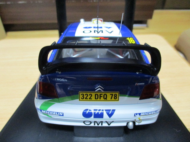  Auto Art производства 1/18 [ Citroen Xsara WRC 2005 ] белый / синий * стоимость доставки Yupack 80 размер ( оплата при получении отправка )