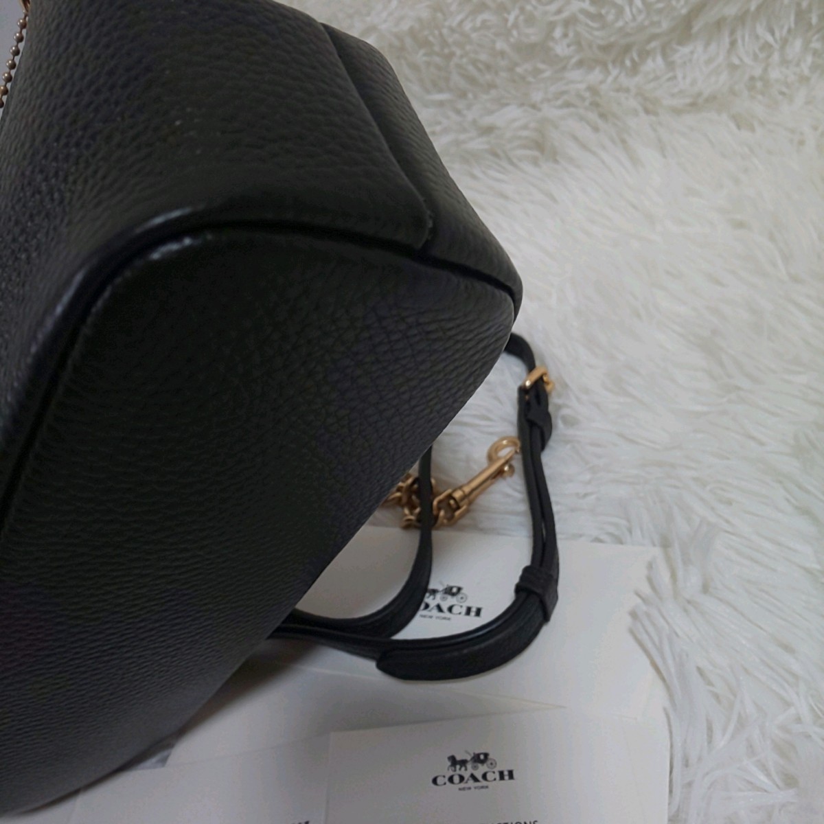 COACH コーチ ペブルレザー ノラ キスロック がま口 クロス COACH コーチ ペブルレザー ノラ キスロック がま口 クロス