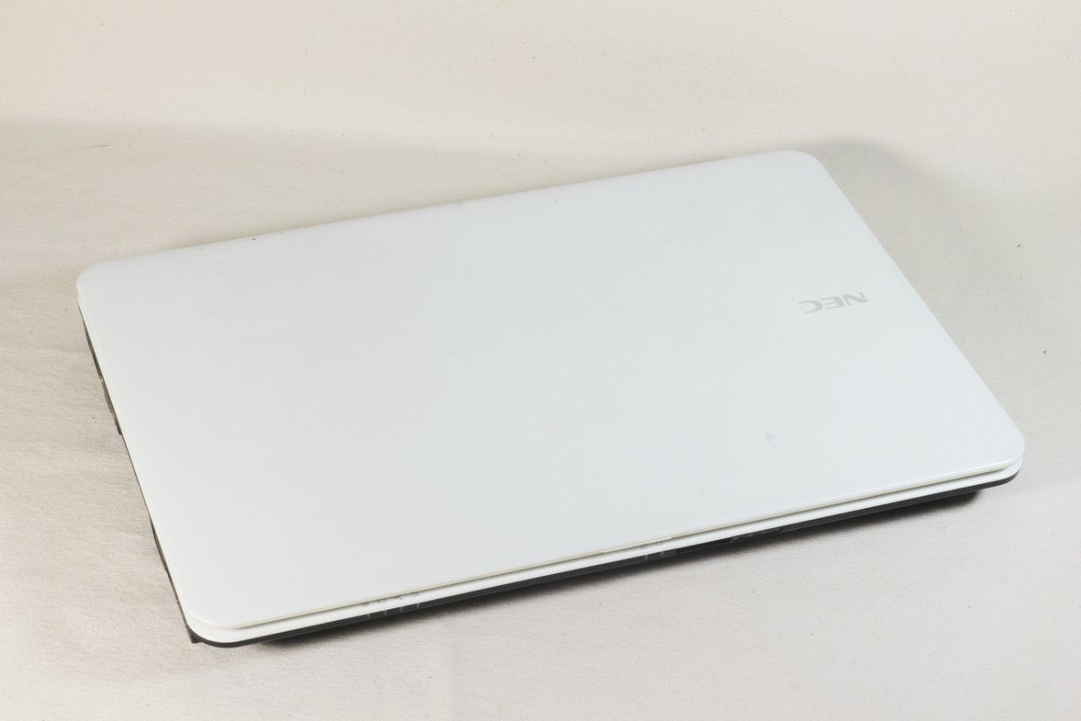 経典ブランド 【大画面/高性能】人気のホワイトノートPC Windows10