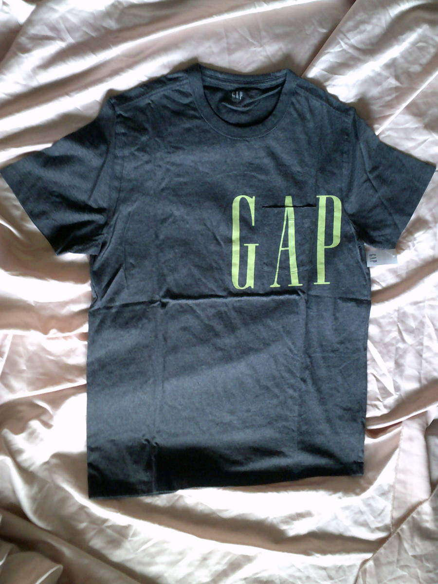 ★★GAP　ギャップ　ロゴ入り　半袖Tシャツ　M　グレーｘライトグリーン　未使用★_画像1